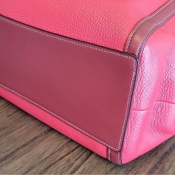 Coach Candy Apple Red Leather Bag - Picture 15 of 16